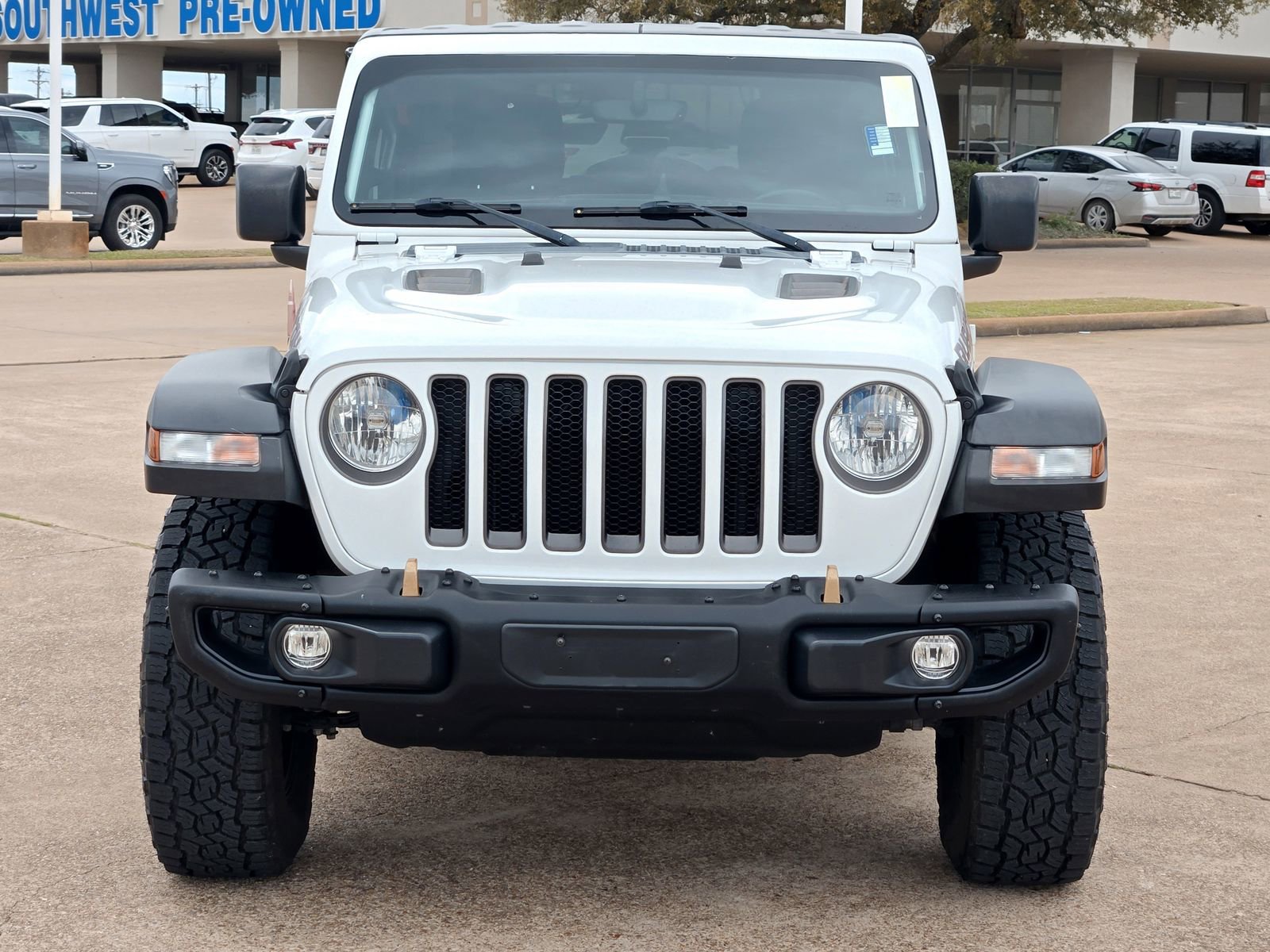 Used 2022 Jeep Wrangler Unlimited Rubicon w/ Cold Weather Group image 8