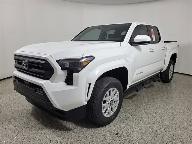New 2025 Toyota Tacoma SR5