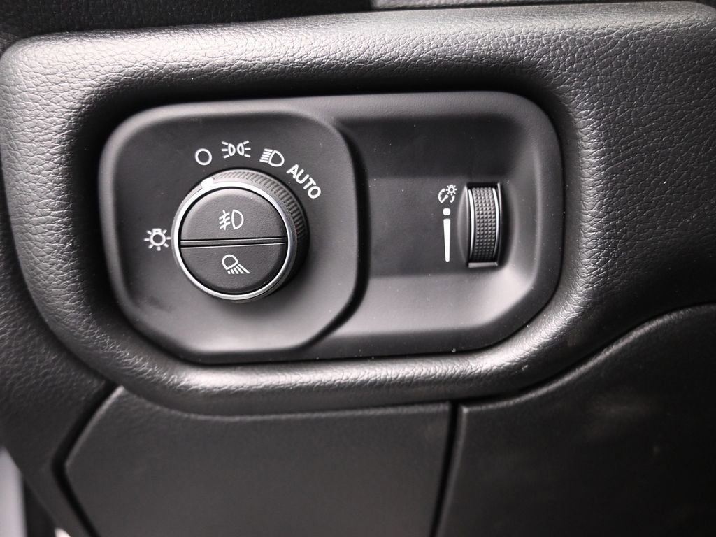 New 2025 RAM 2500 Tradesman image 18