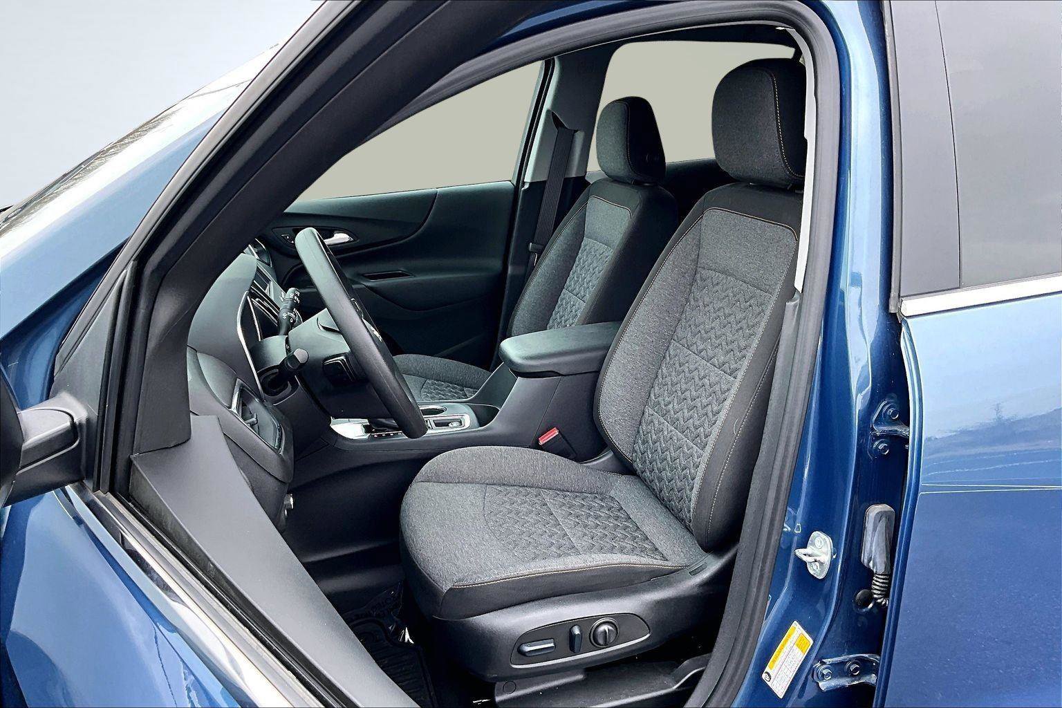 Used 2024 Chevrolet Equinox LT image 25