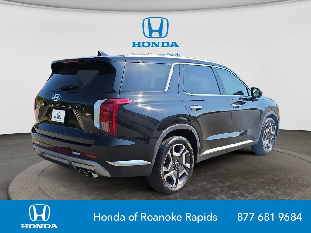 Used 2024 Hyundai Palisade Limited AWD/4WD image 5
