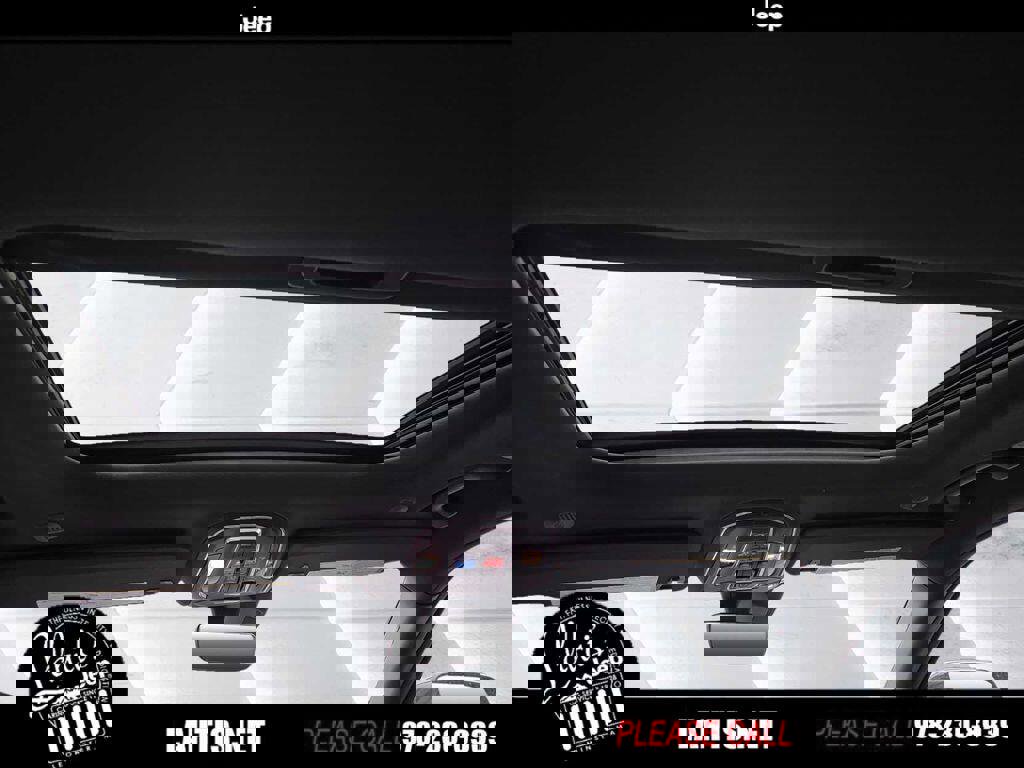 New 2026 Jeep Grand Cherokee Altitude image 14