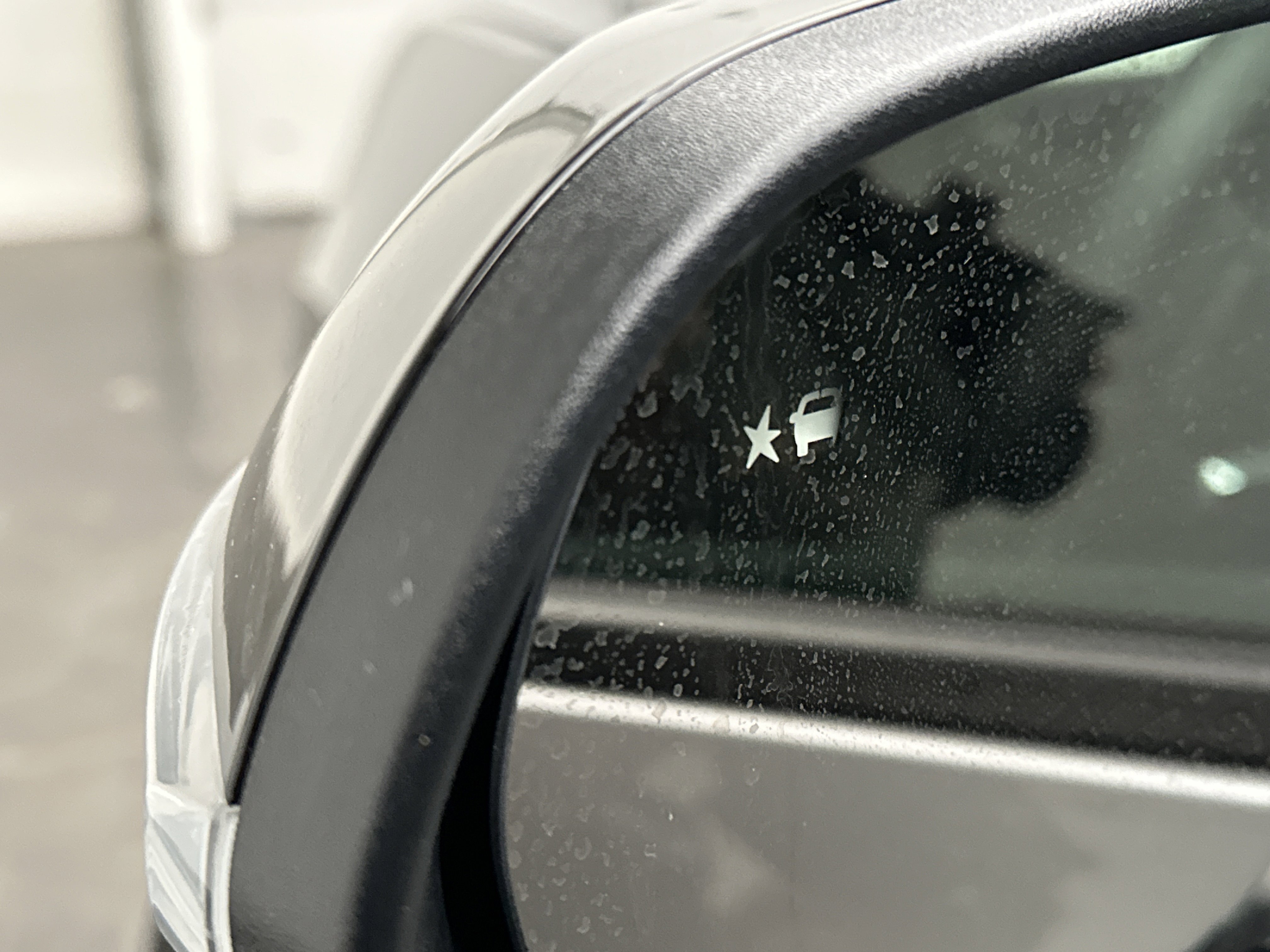 Used 2026 GMC Acadia Elevation image 5