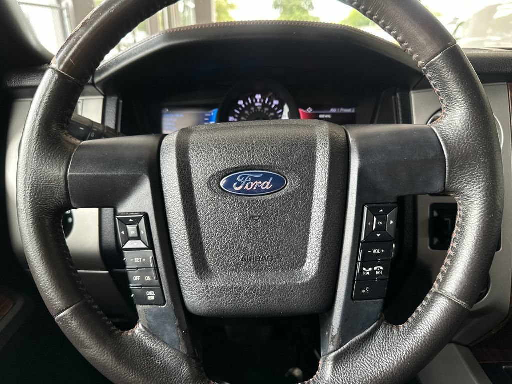 Used 2015 Ford Expedition King Ranch RWD image 24