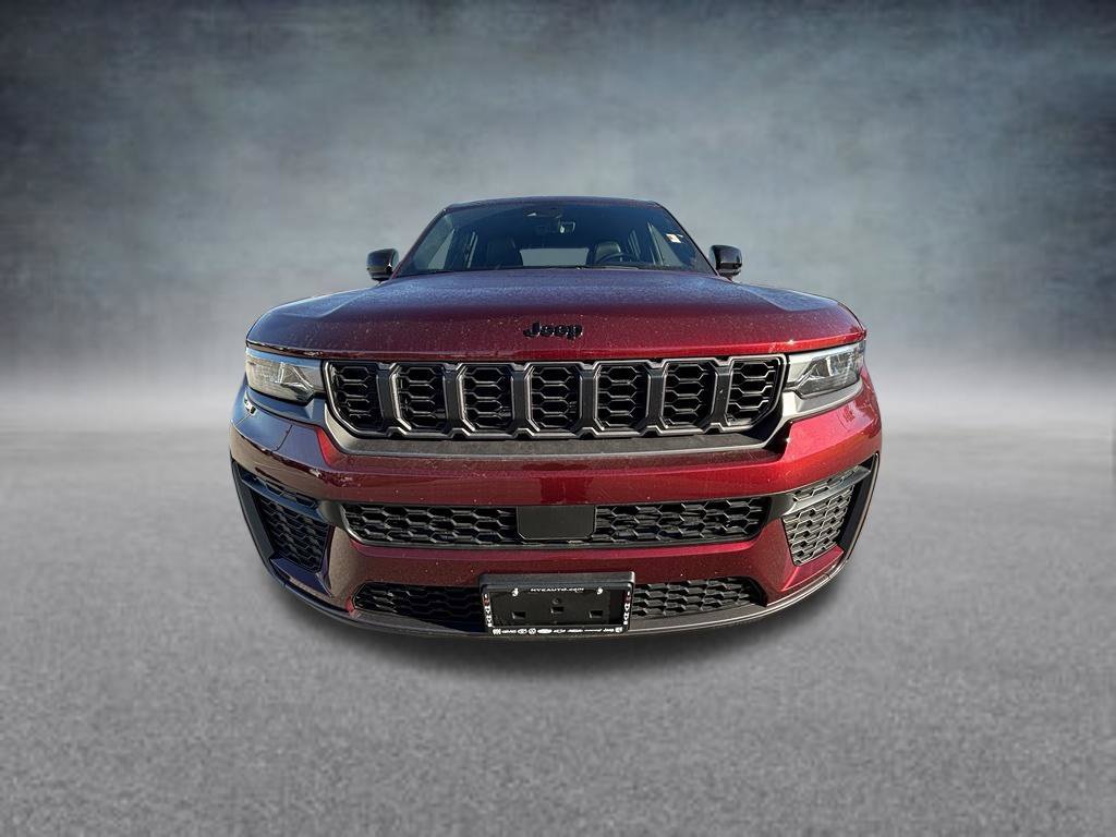 Used 2026 Jeep Grand Cherokee Altitude AWD/4WD image 7