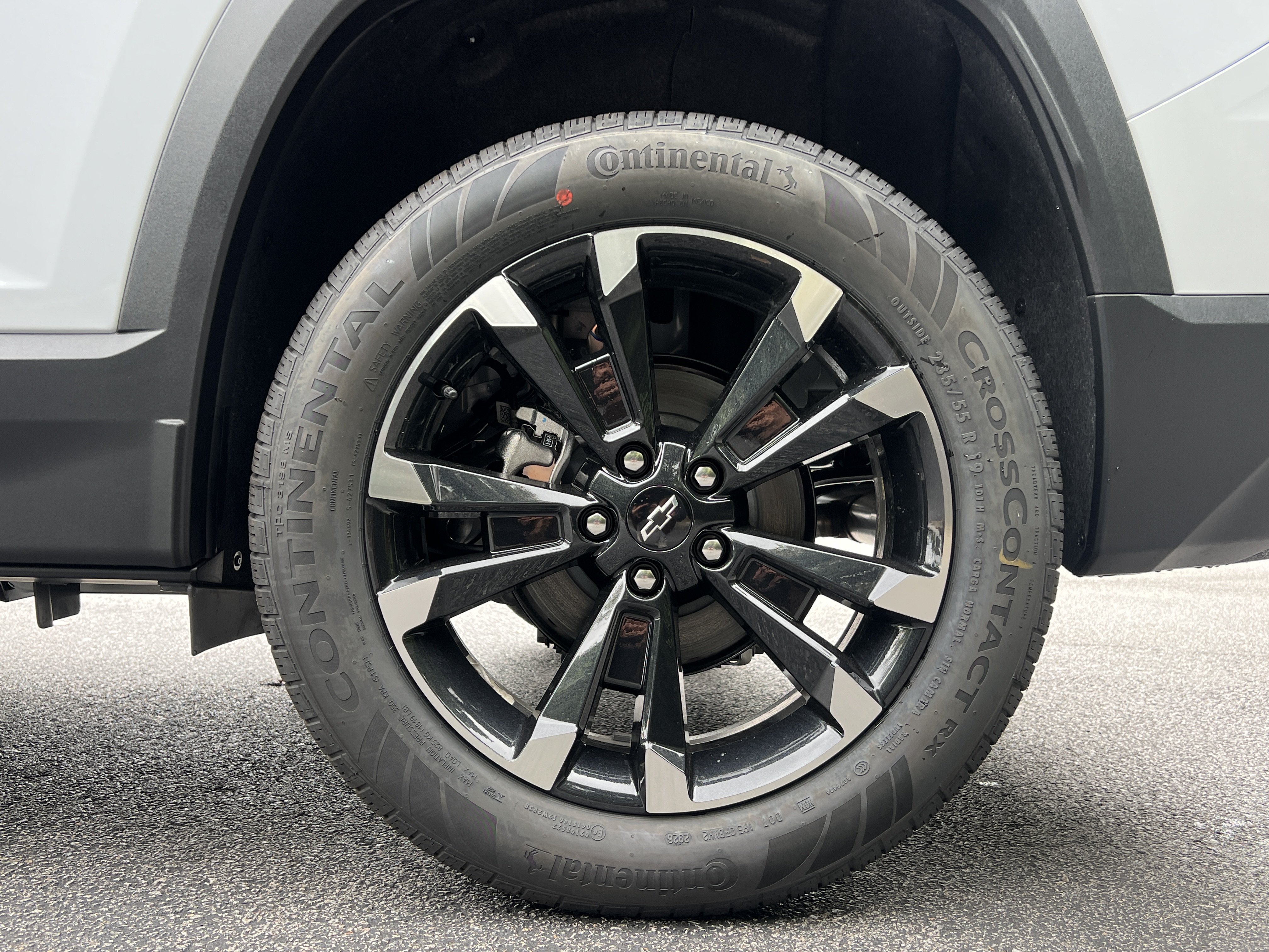 New 2027 Chevrolet Equinox RS FWD image 38