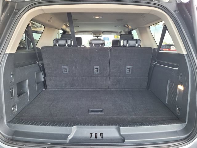Used 2024 Ford Expedition Max XLT image 19