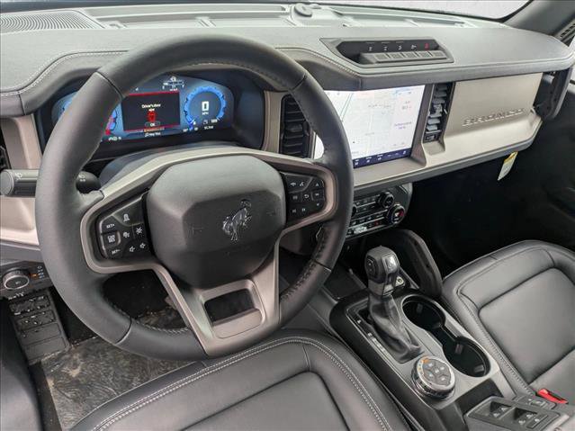 New 2026 Ford Bronco Outer Banks w/ Sasquatch Package image 3