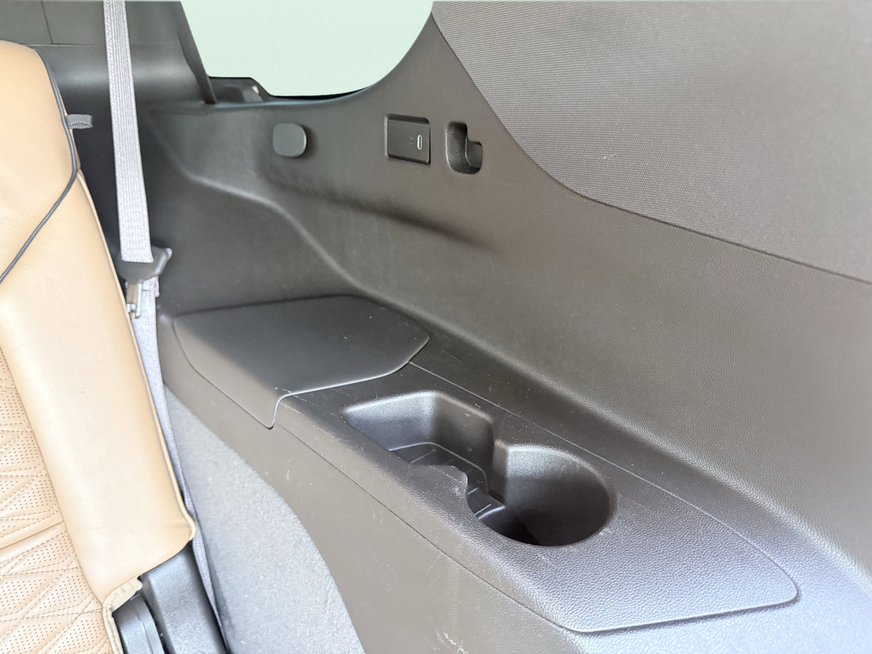 Used 2023 Cadillac Escalade Sport w/ Touring Package image 43