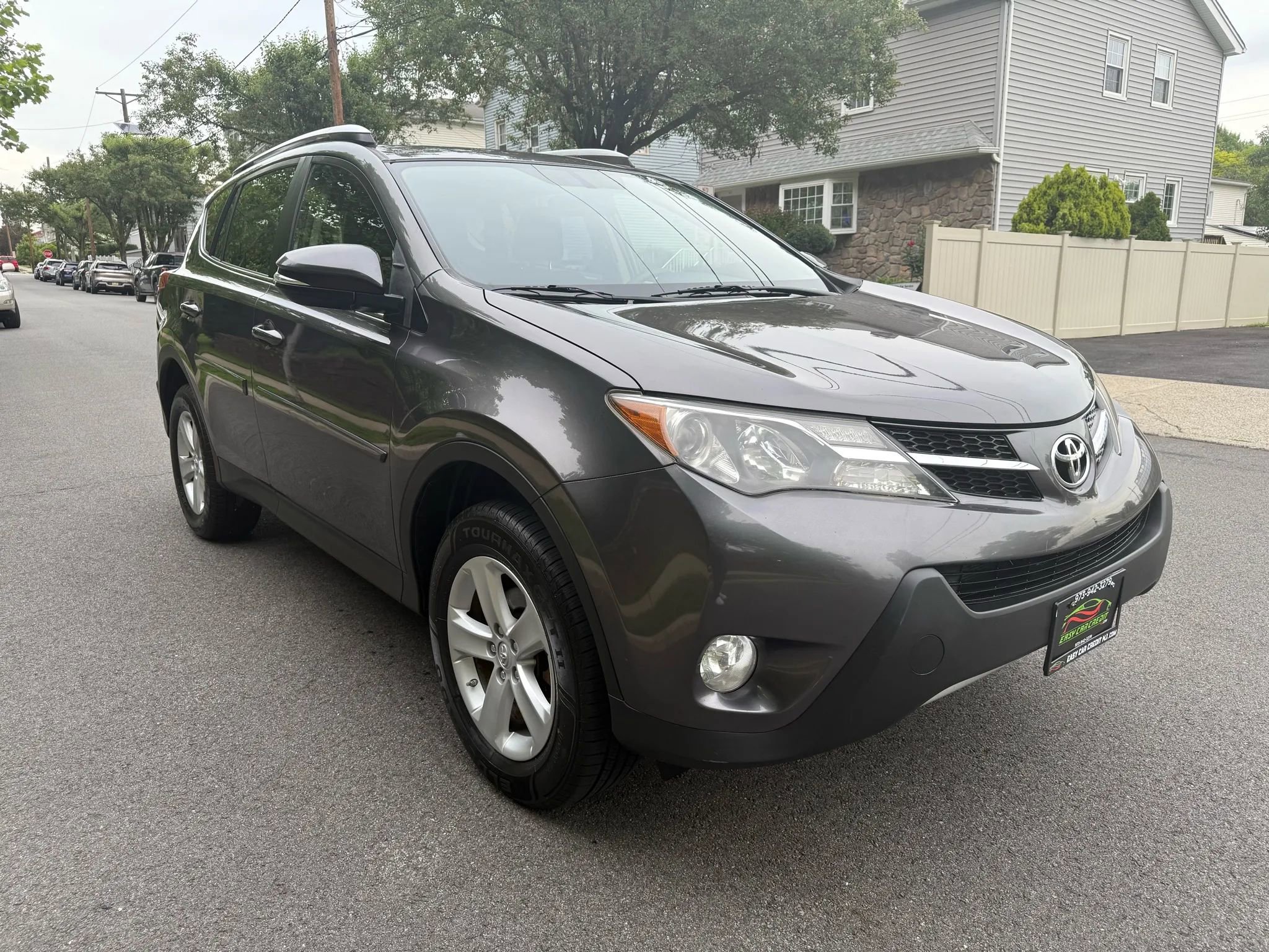 Used 2013 Toyota RAV4 XLE image 9