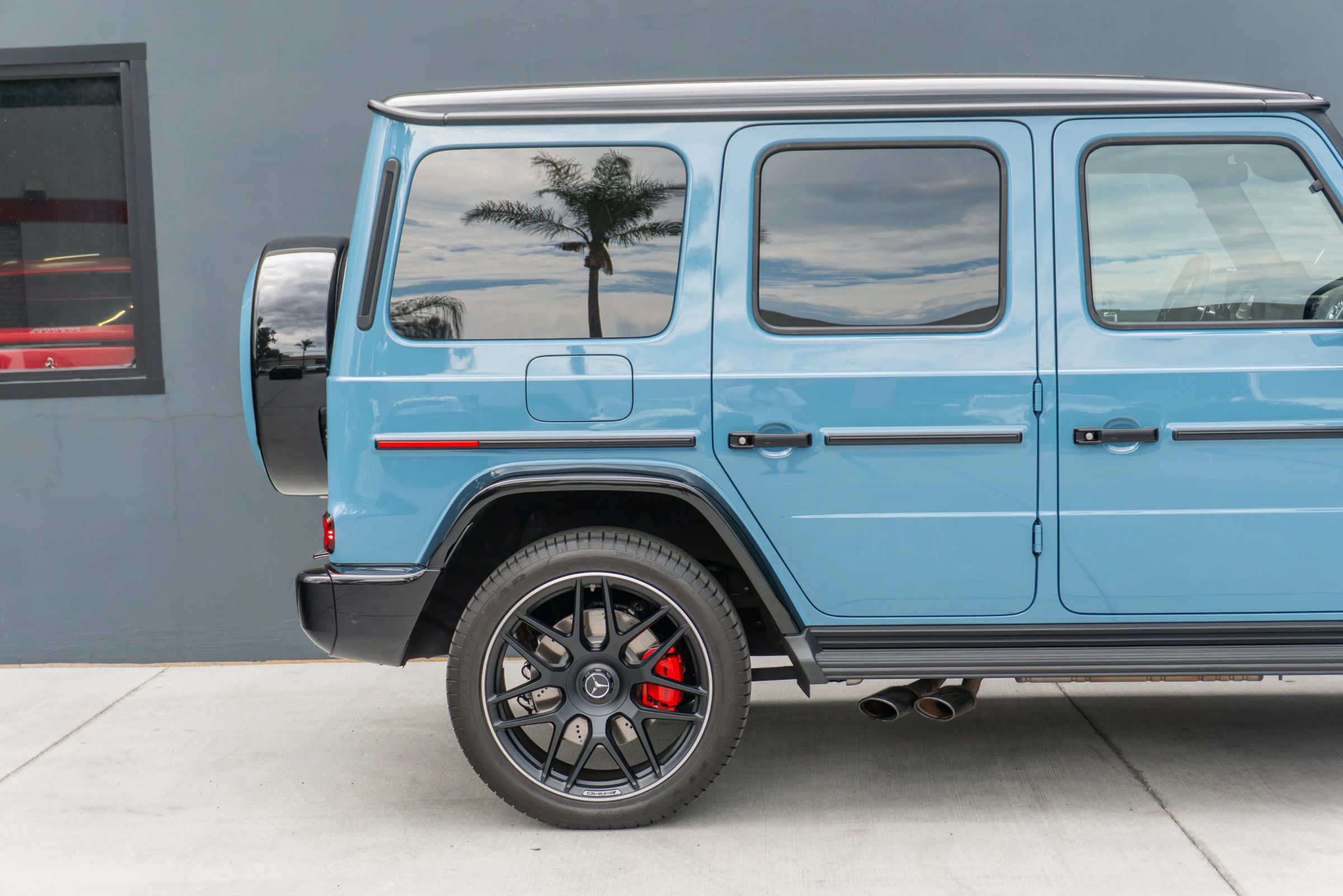 Used 2025 Mercedes-Benz G 63 AMG 4MATIC image 39