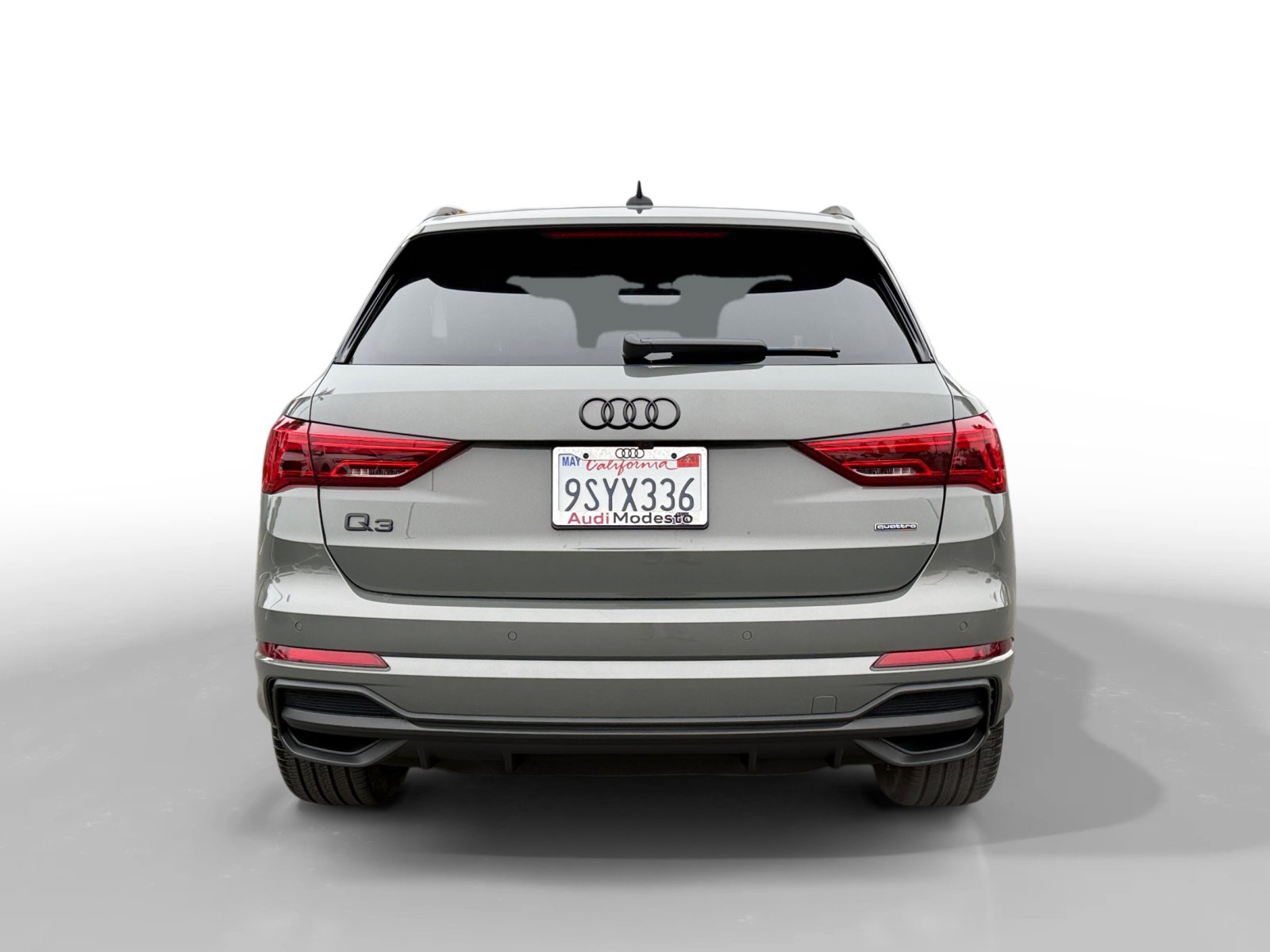 Certified 2025 Audi Q3 2.0T Premium w/ Convenience Package image 4