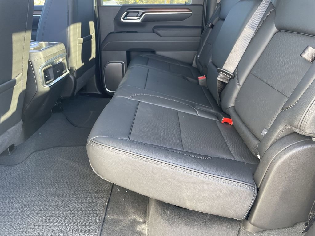 New 2025 GMC Sierra 2500 Denali w/ Denali Reserve Package image 26