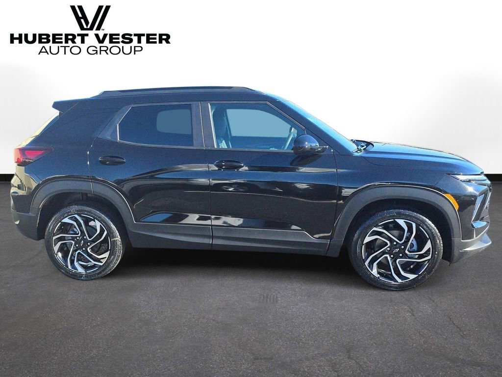 New 2026 Chevrolet TrailBlazer RS w/ Convenience Package FWD image 5