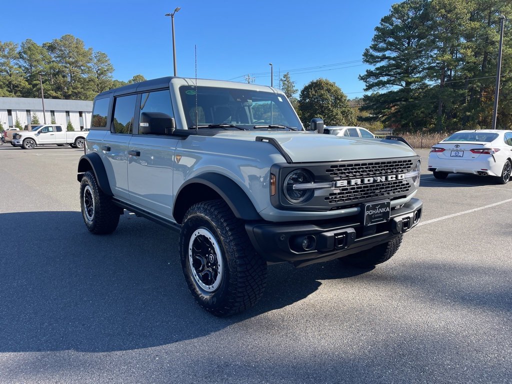 Used 2023 Ford Bronco Badlands w/ Sasquatch Package image 4