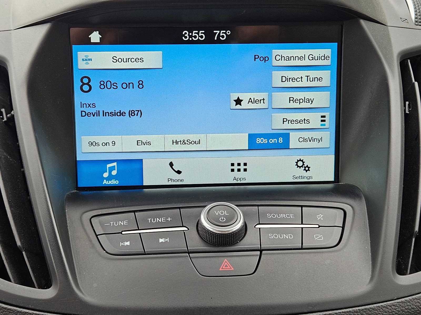 Used 2019 Ford Escape SEL image 14