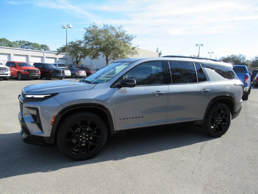Used 2024 Chevrolet Traverse RS w/ LPO, Floor Liner Package image 4