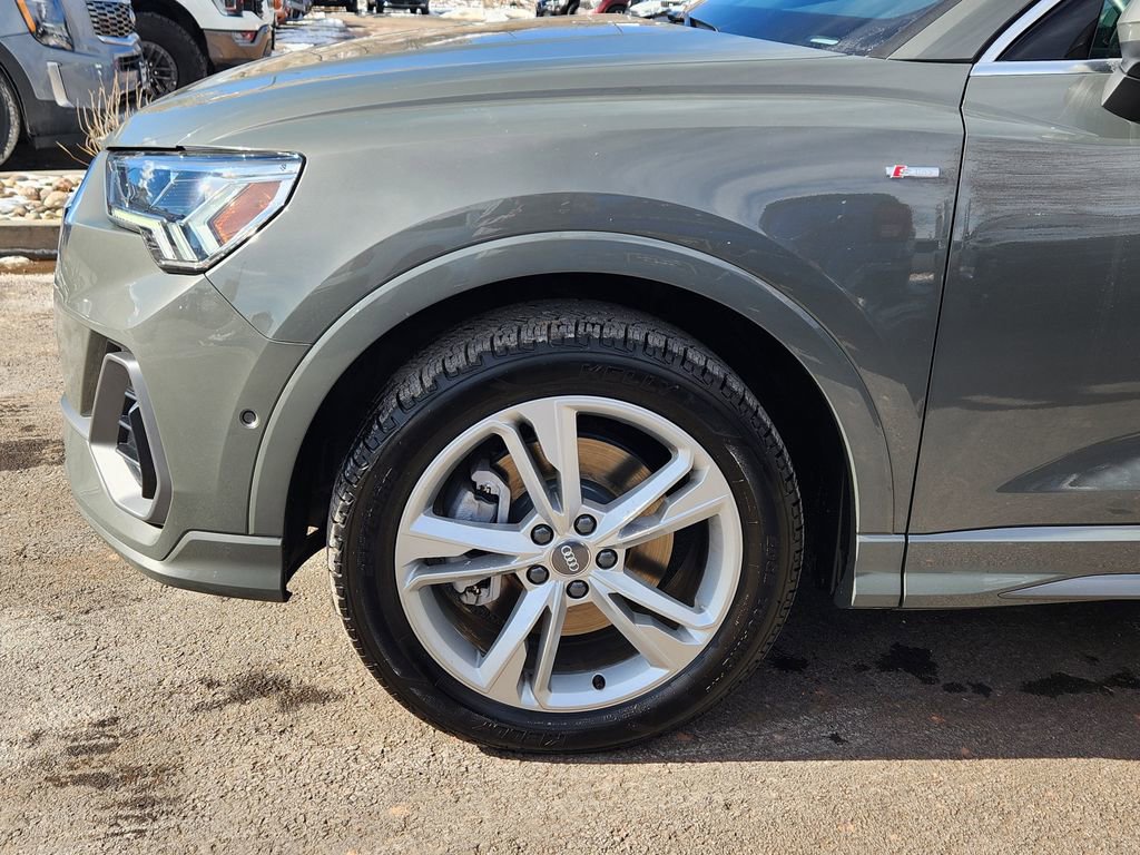 Used 2020 Audi Q3 2.0T Prestige image 9