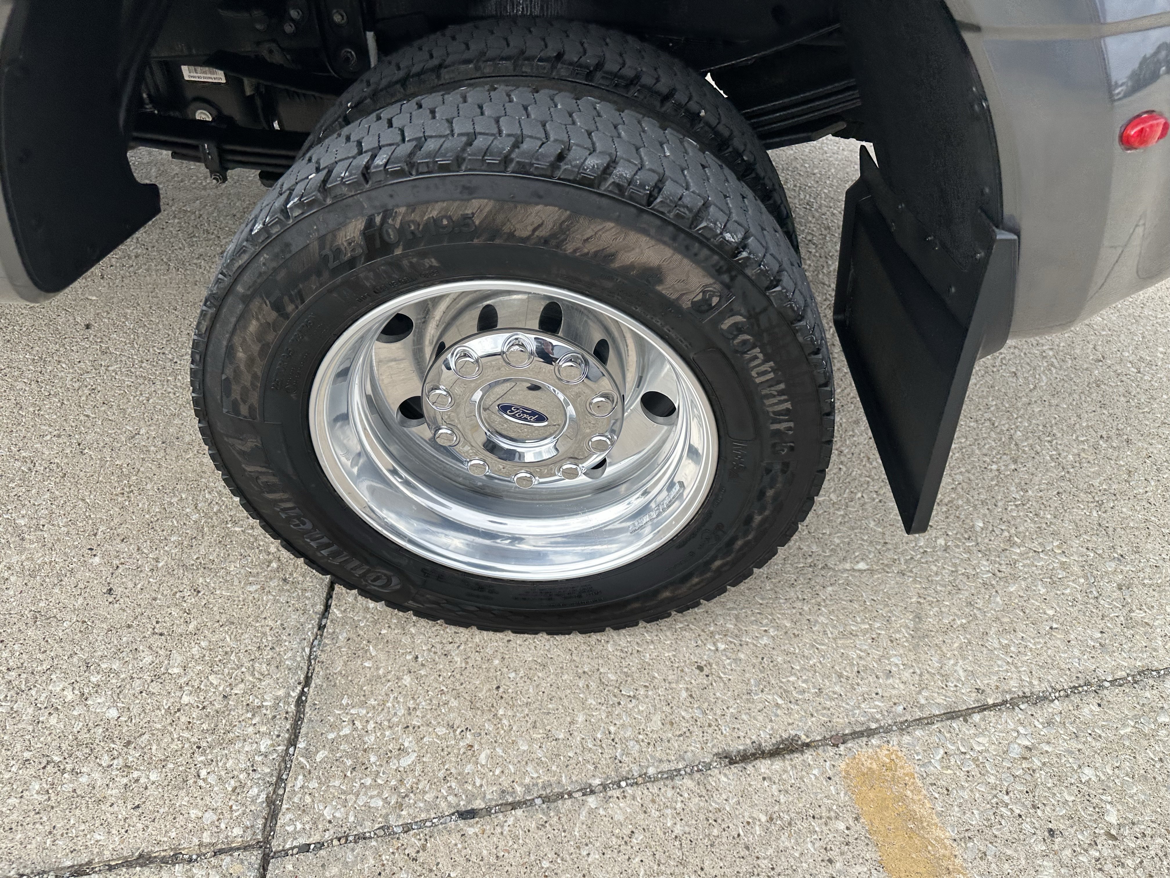 Used 2024 Ford F450 Platinum AWD/4WD image 24