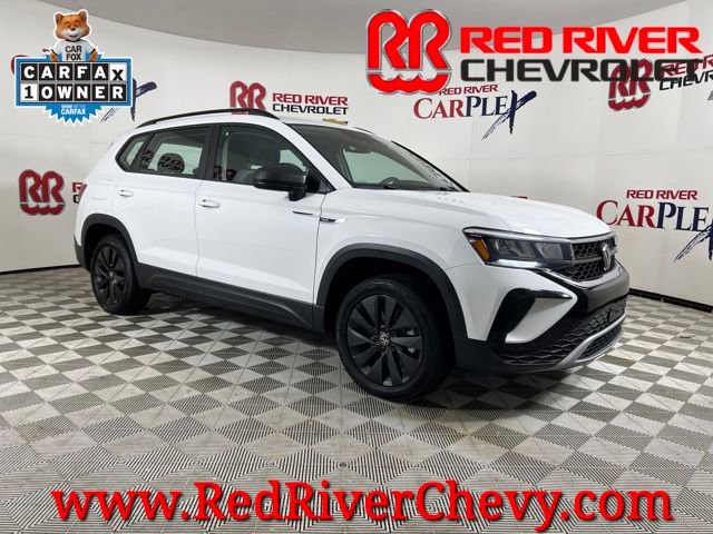 Used 2024 Volkswagen Taos S image 1