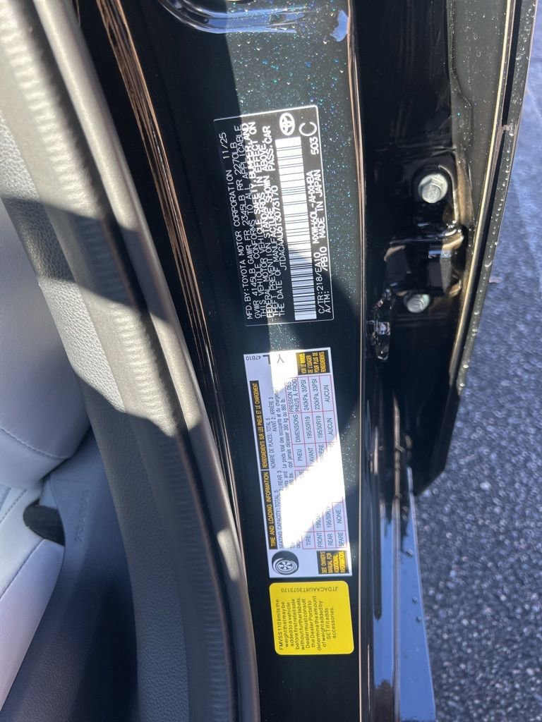 New 2026 Toyota Prius Limited image 4