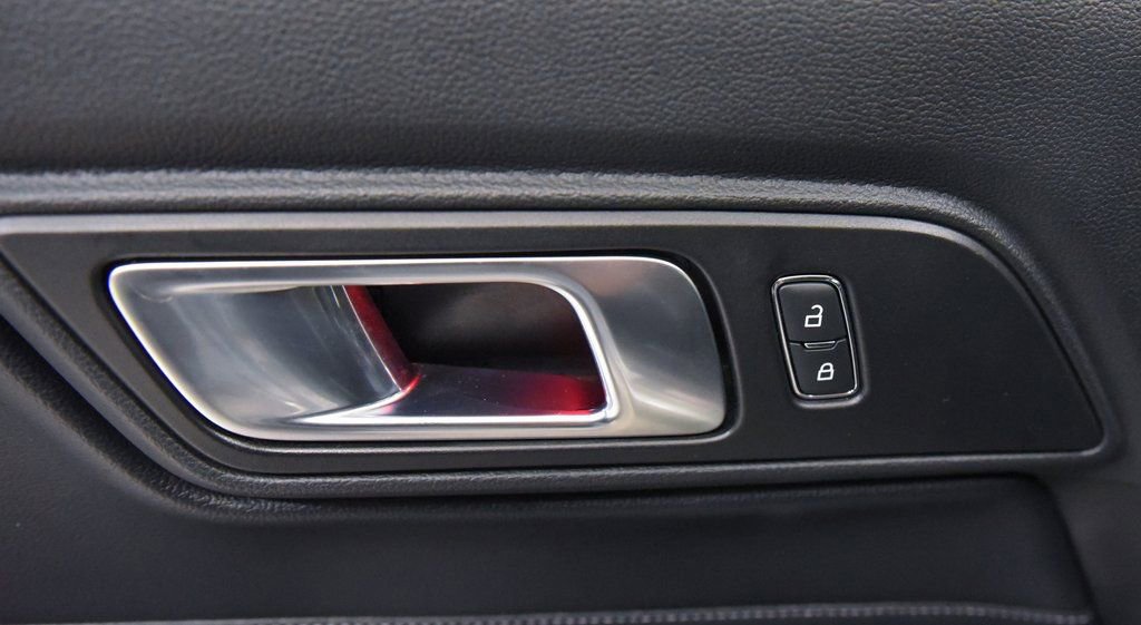 Used 2022 Ford Mustang Premium image 15