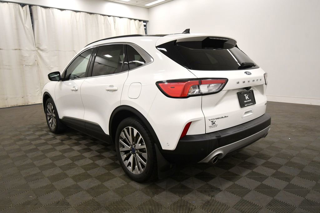 Used 2020 Ford Escape Titanium w/ Titanium Premium Package 2.0 image 5