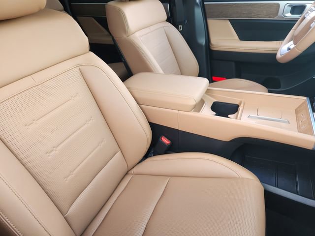 Used 2026 Hyundai Santa Fe Limited image 10