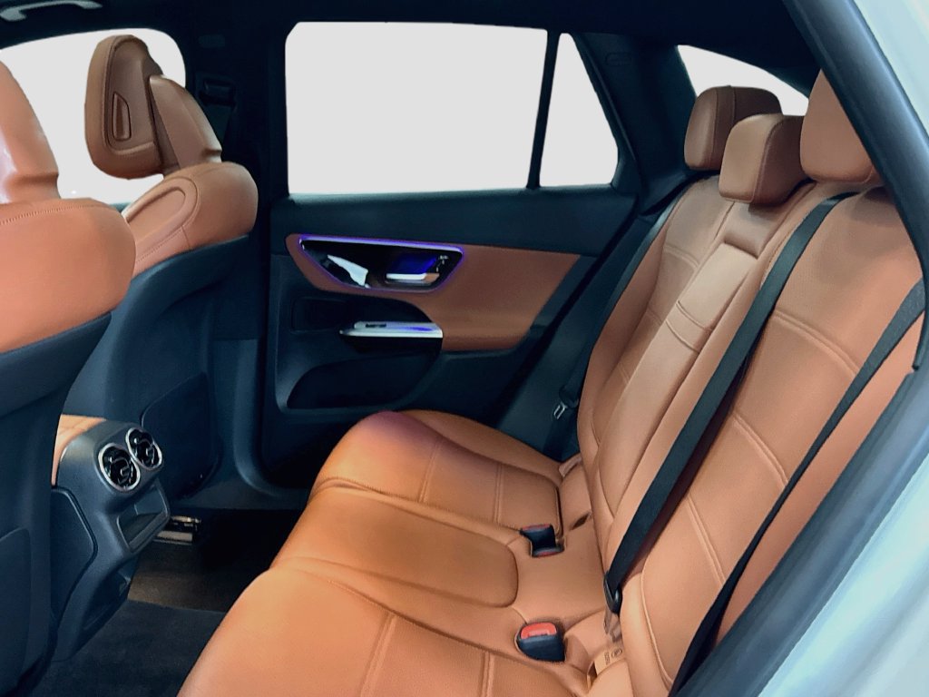 Certified 2026 Mercedes-Benz GLC 300 4MATIC image 29