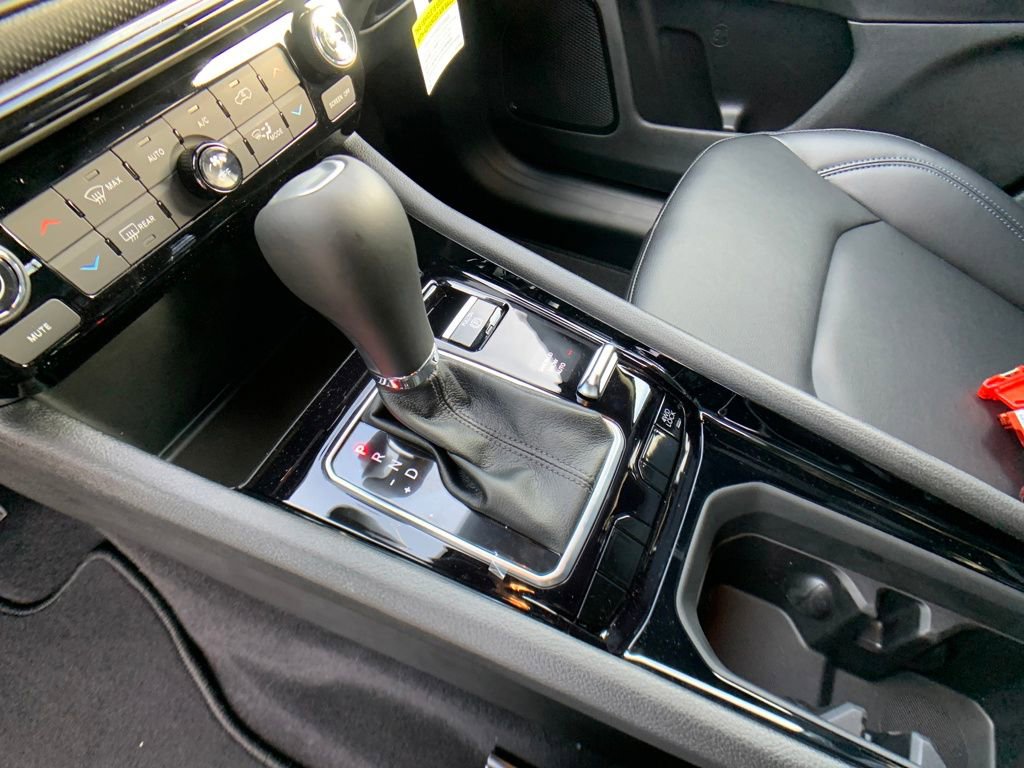 New 2026 Jeep Compass Limited image 25