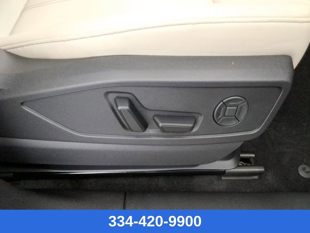 New 2025 Audi Q5 Premium Plus image 24