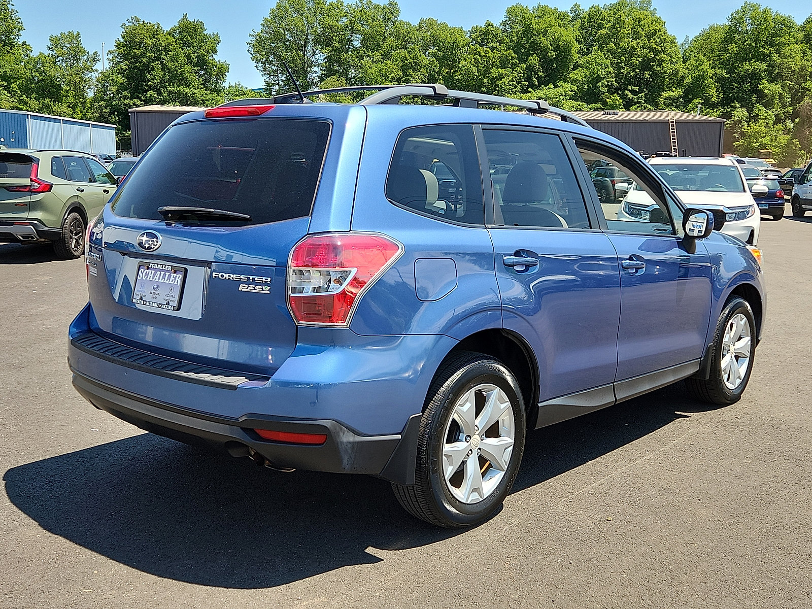Used 2015 Subaru Forester 2.5i Premium w/ All-Weather Package AWD/4WD image 6