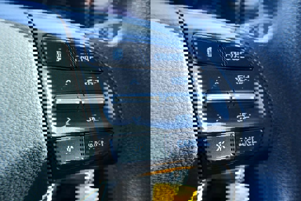 Used 2021 Hyundai Kona SE w/ Cargo Package image 13