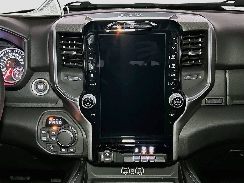 New 2026 RAM 1500 4x4 Crew Cab image 8