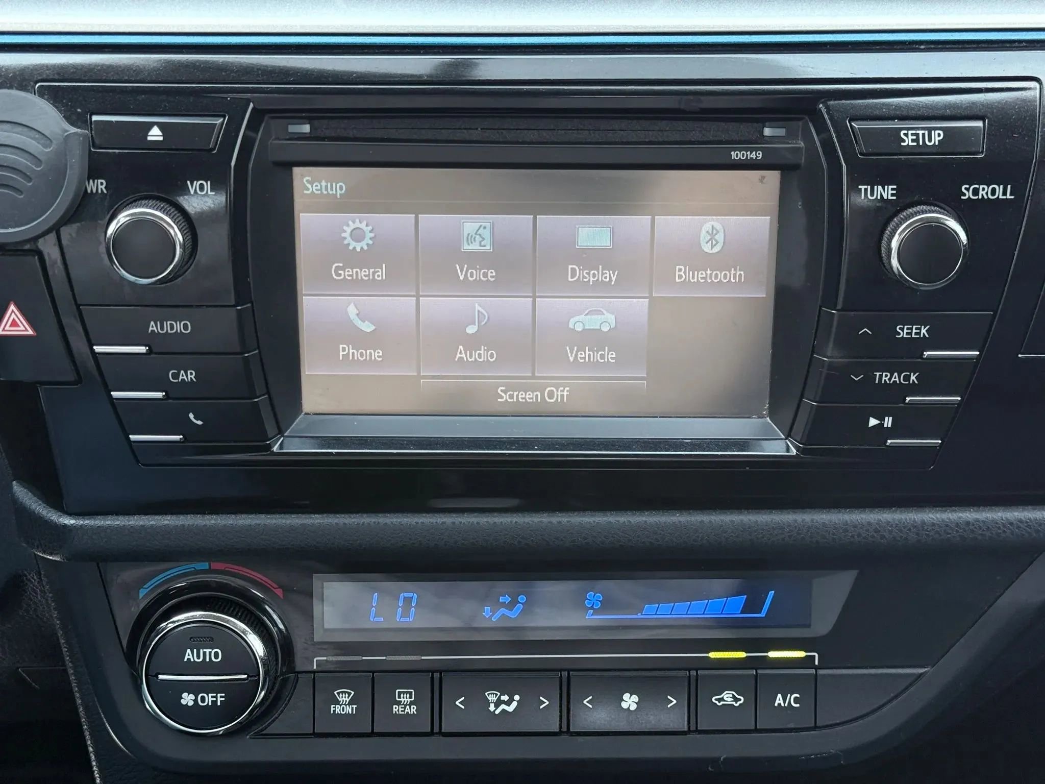 Used 2014 Toyota Corolla S image 25