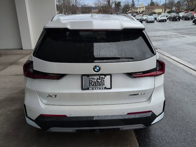 New 2026 BMW X1 xDrive28i w/ Technology Package AWD/4WD image 4