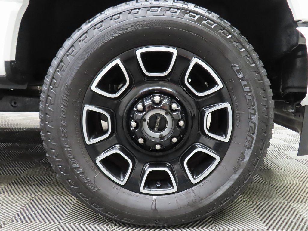 Used 2025 Ford F250 Platinum AWD/4WD image 8