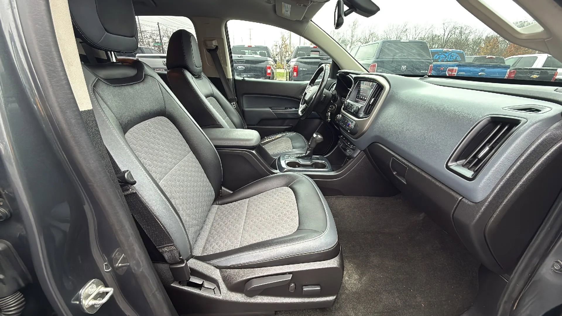 Used 2016 Chevrolet Colorado Z71 image 17