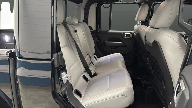 Used 2021 Jeep Gladiator Mojave image 24