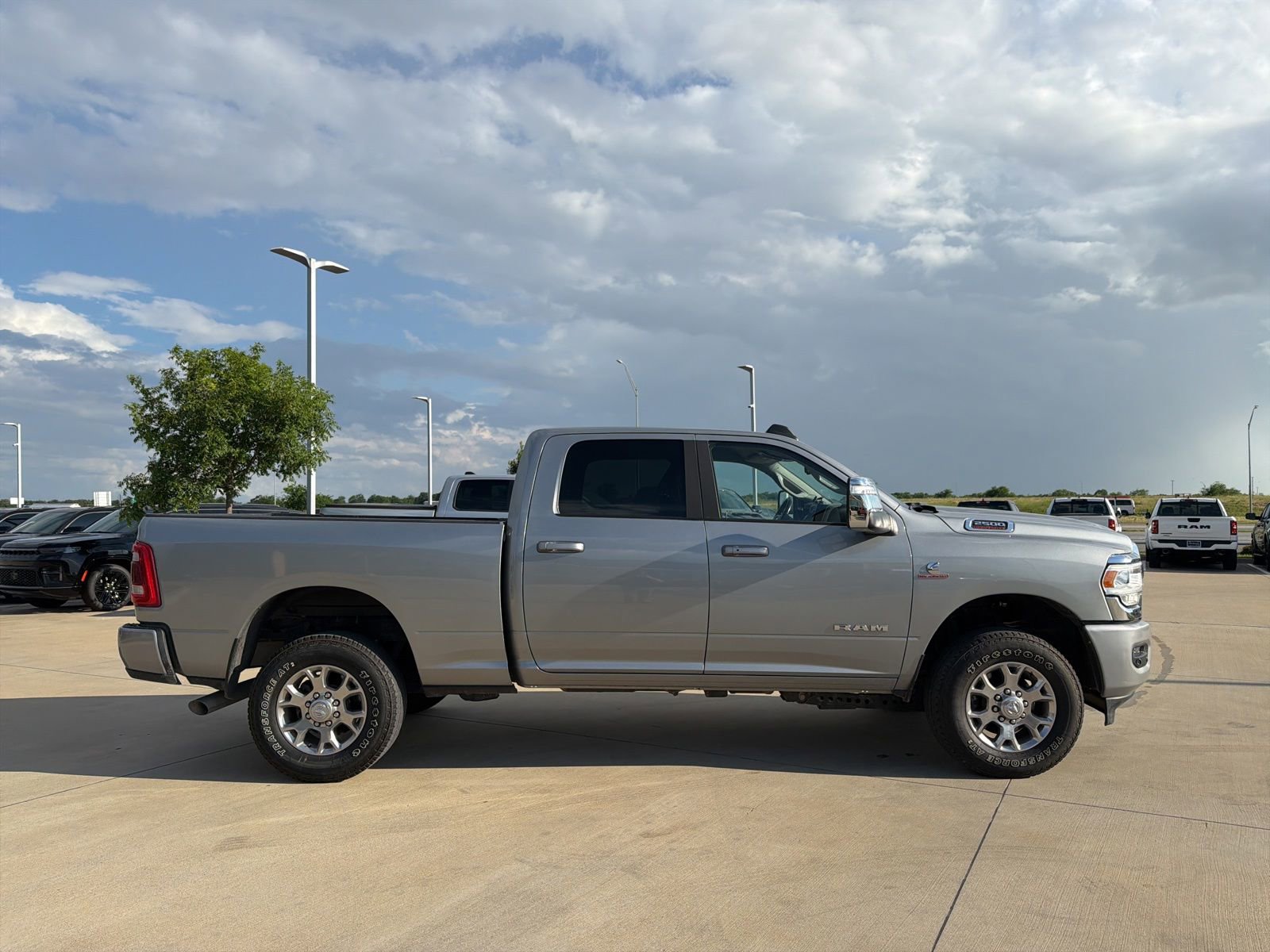 Used 2024 RAM 2500 Laramie AWD/4WD image 6