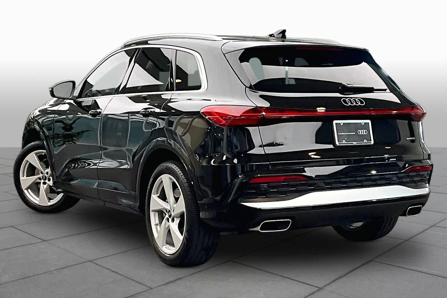 Certified 2025 Audi Q5 Prestige AWD/4WD image 12