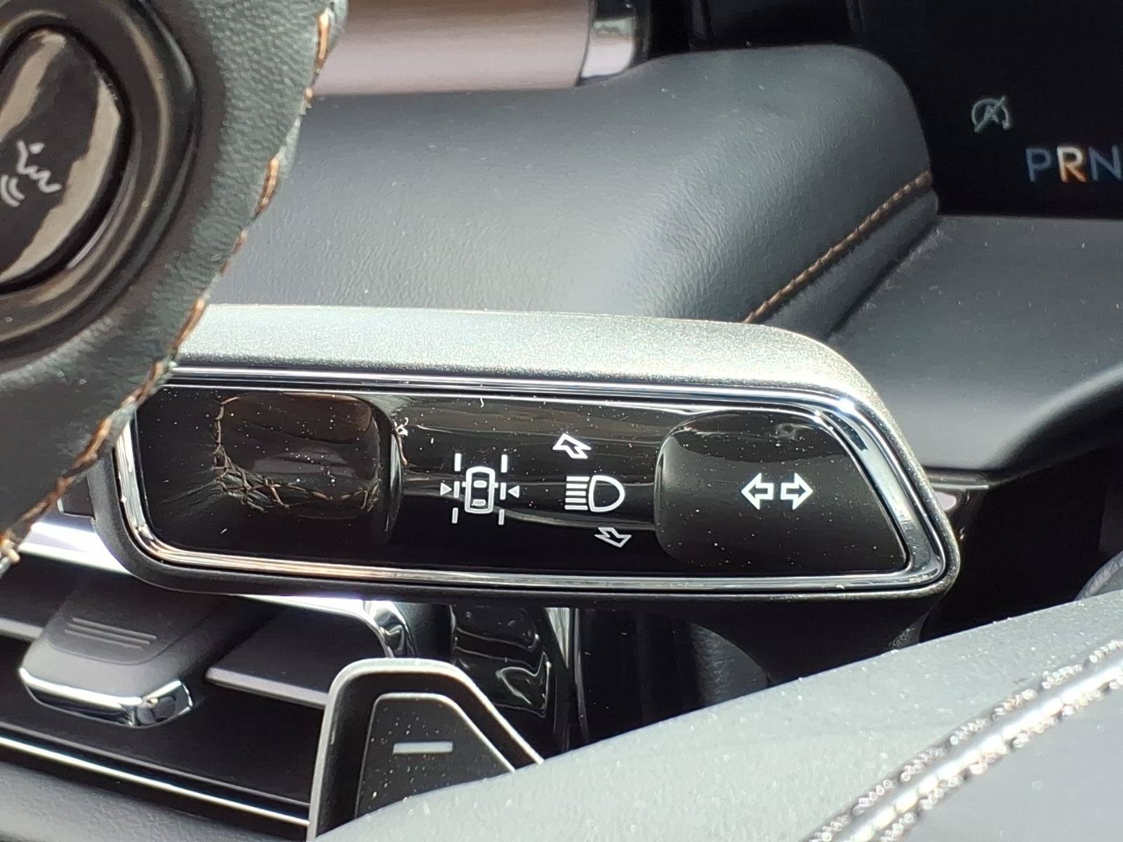 Used 2025 Lincoln Aviator Reserve w/ Equipment Group 201A AWD/4WD image 30
