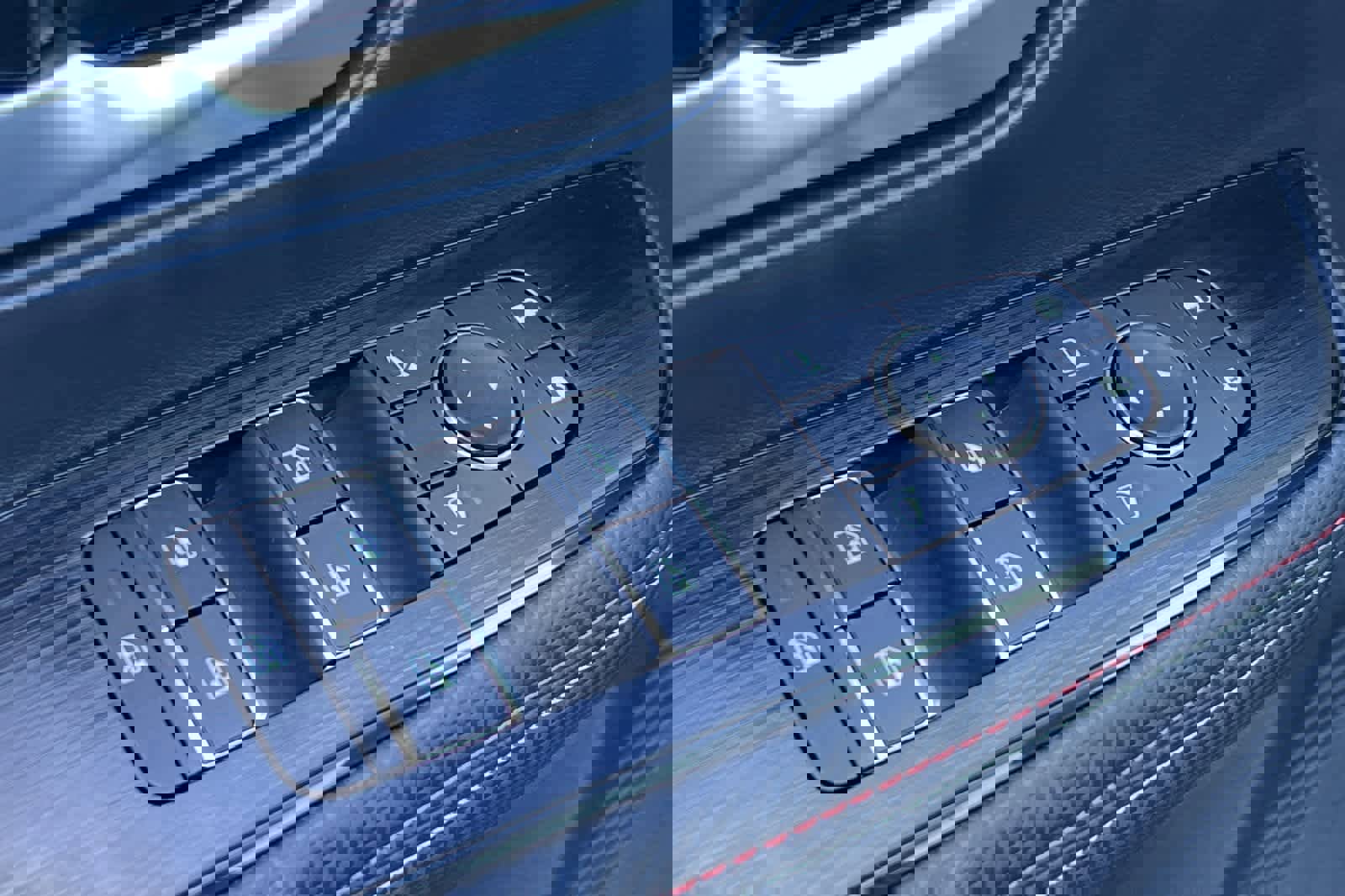 New 2026 Nissan Kicks SR w/ Illumination Package image 14