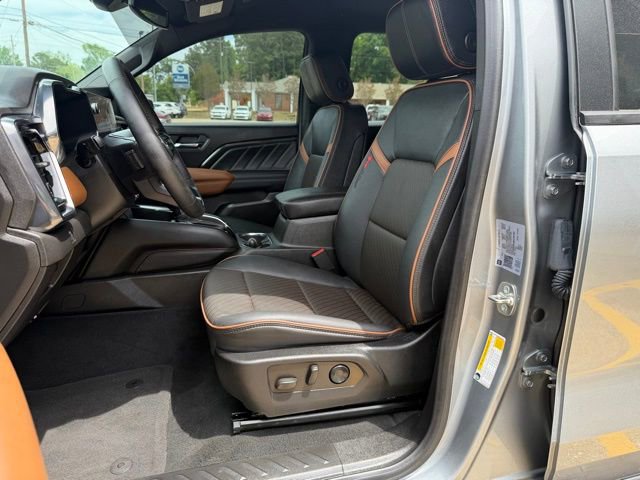 Used 2024 GMC Canyon AT4 w/ AT4 Premium Package AWD/4WD image 31