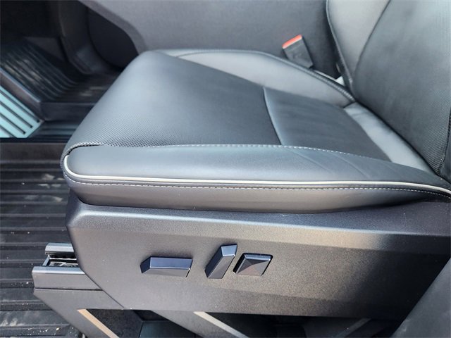 Used 2024 Tesla Cybertruck AWD Crew Cab image 18