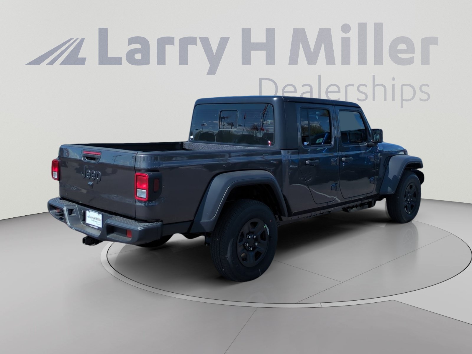 New 2026 Jeep Gladiator Sport AWD/4WD image 5