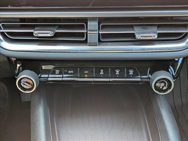 Used 2025 Chevrolet Equinox EV LT FWD image 14