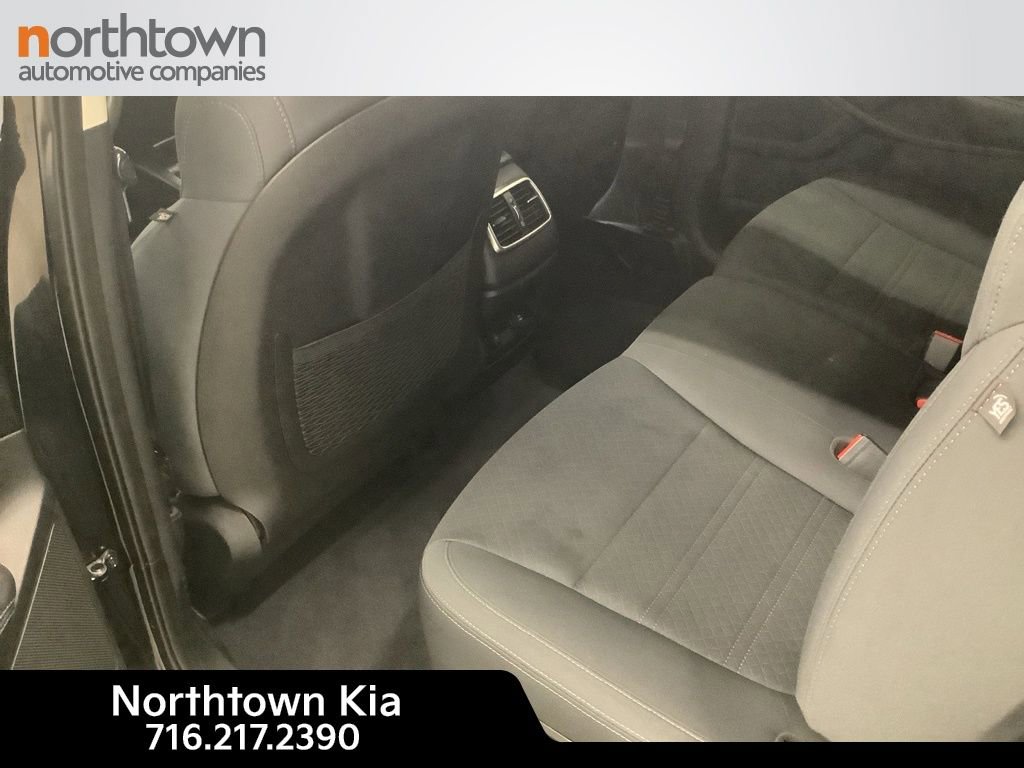 Used 2019 Kia Sorento LX image 19