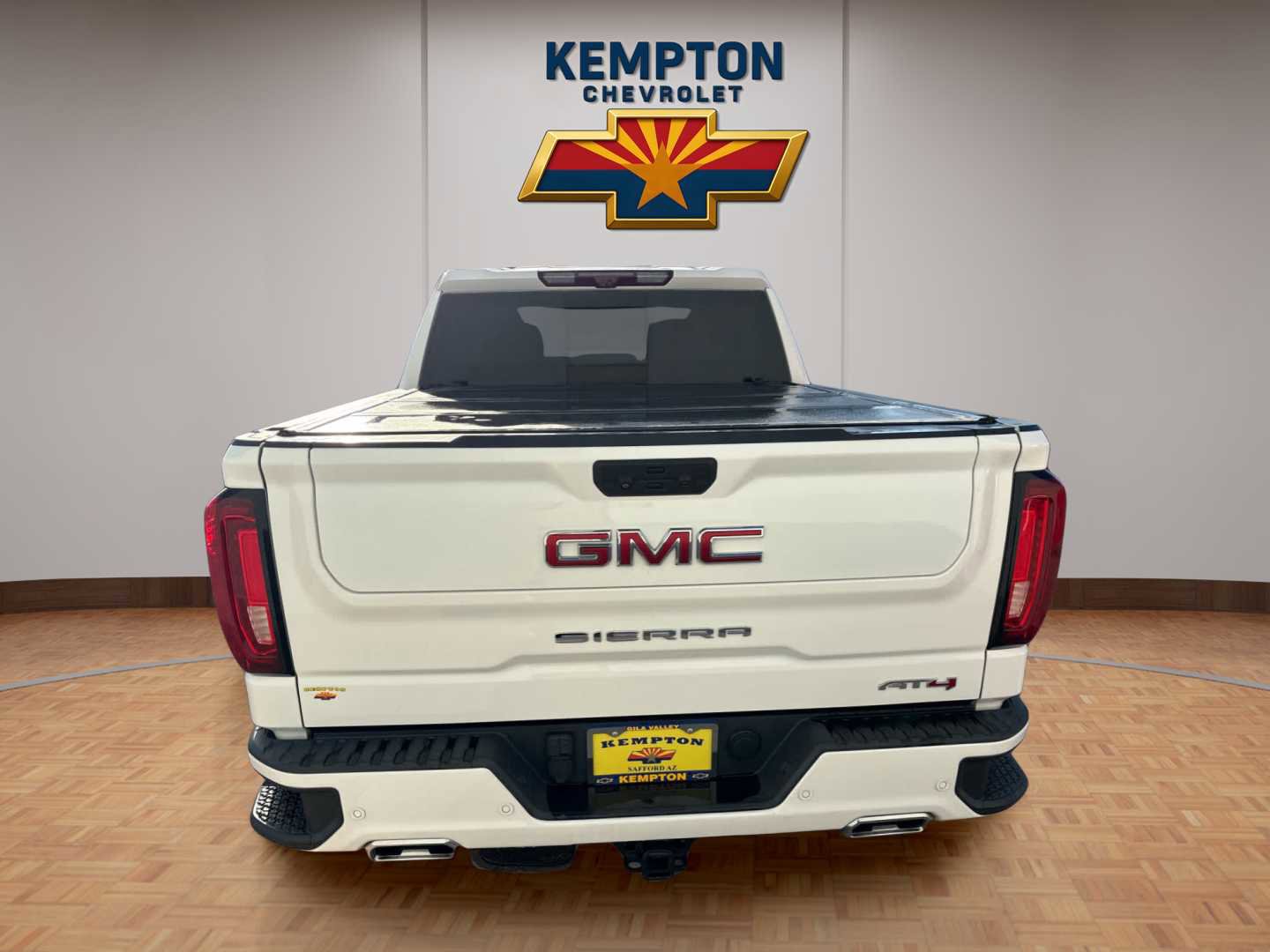 Used 2022 GMC Sierra 1500 AT4 w/ AT4 Premium Package image 5