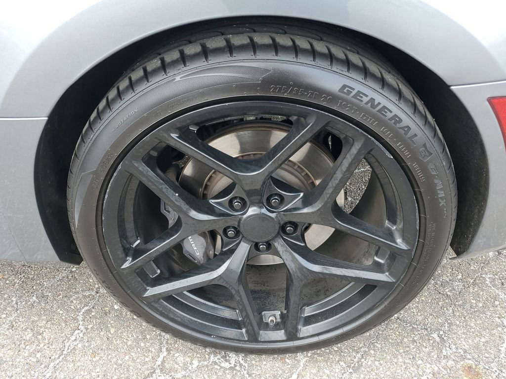 Used 2019 Chevrolet Camaro SS RWD image 30